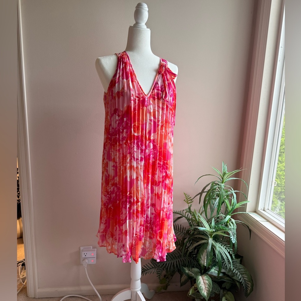 ✅NWOT✅ Vince Camuto Pink and Orange Dress